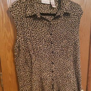 Nick & Sarah Plus crinkled animal print sleeveless blouse 3X